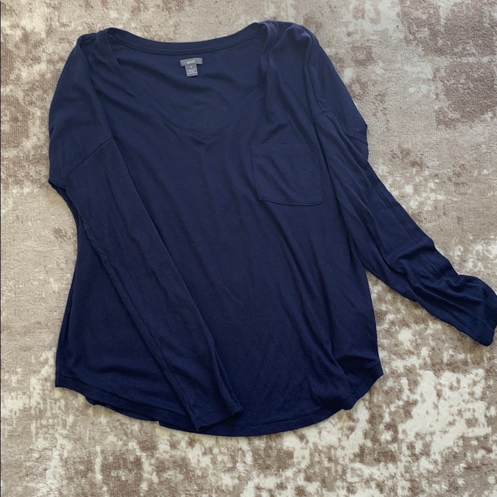 🐳 4 for 20! Aerie Tee